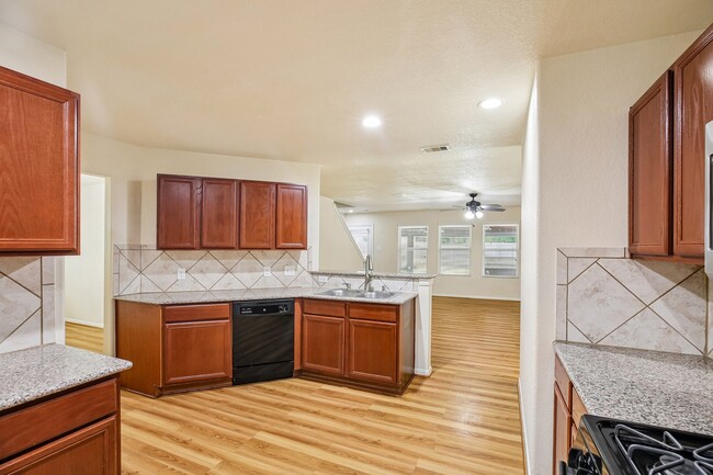 Building Photo - 21127 Fox Orchard Ct