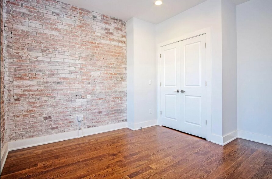 Building Photo - 266 Mamaroneck Ave