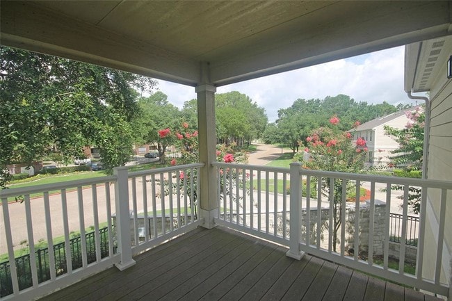 Building Photo - 13600 Breton Ridge St