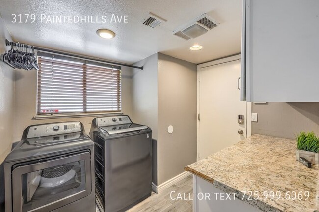 Building Photo - 3179 Paintedhills Ave