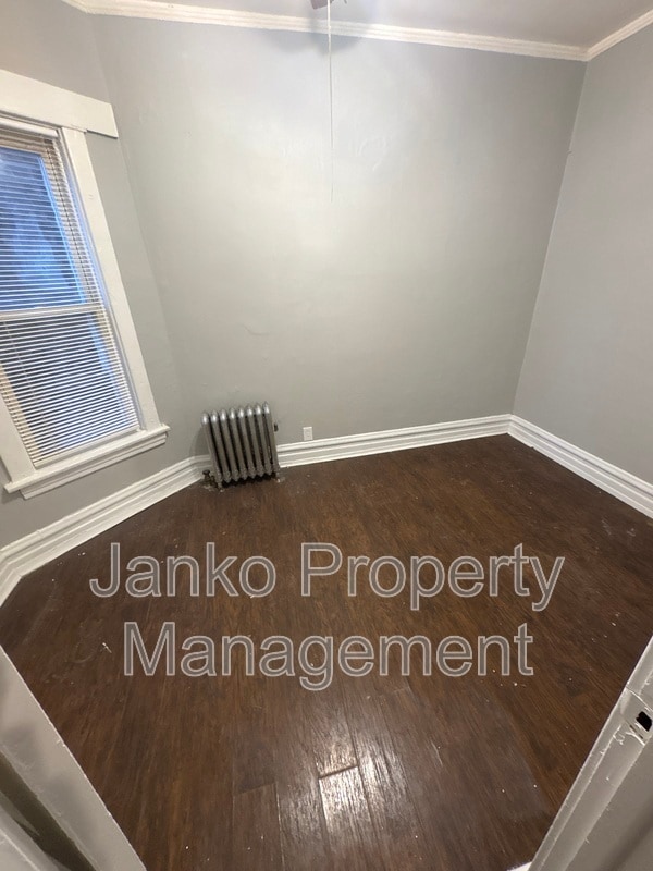 Building Photo - 7132 S Ingleside Ave