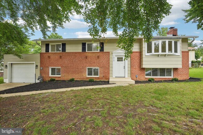 Primary Photo - 1814 Ironton Dr