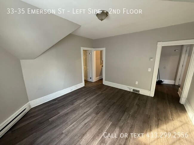 Building Photo - 33-35 Emerson St-Left Side - 2nd Floor