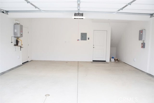 Building Photo - 1630 Saratoga Ln