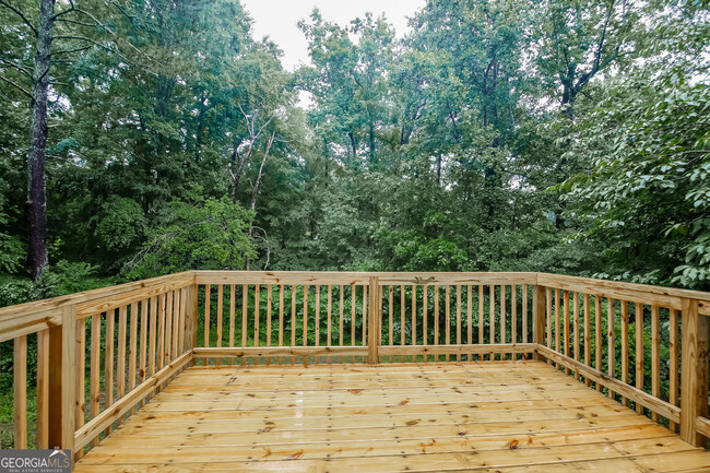 Building Photo - 2725 Wildflower Ln SW