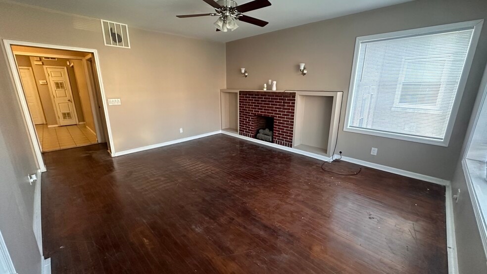LIVING ROOM SECOND VIEW - 7948 S Drexel Ave
