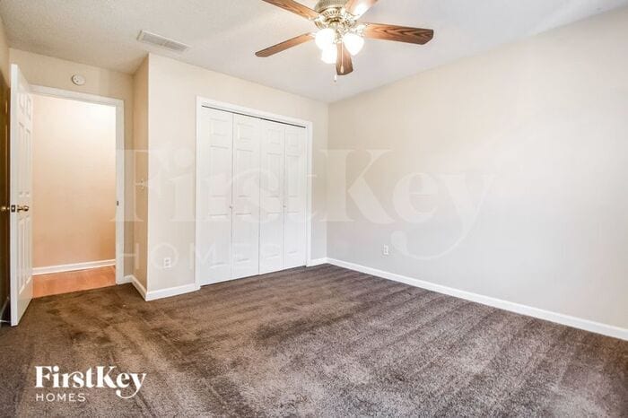 Building Photo - 3925 Hamilton View Way NE