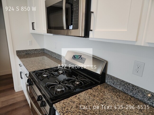 Building Photo - 924 S 850 W