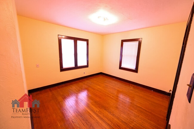 Building Photo - 1232 Eliza St