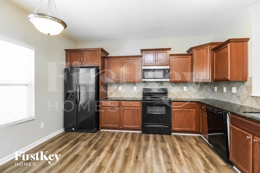 Building Photo - 12888 Brandenburg Ln