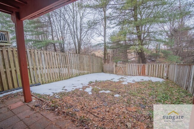 Building Photo - 43 Wellspring Cir