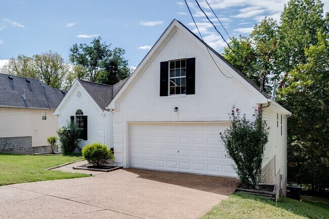 Building Photo - 1449 Brighton Cir