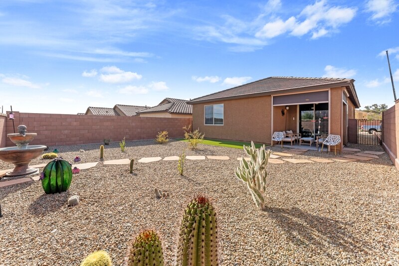 Building Photo - 9324 N Agave Gold Rd