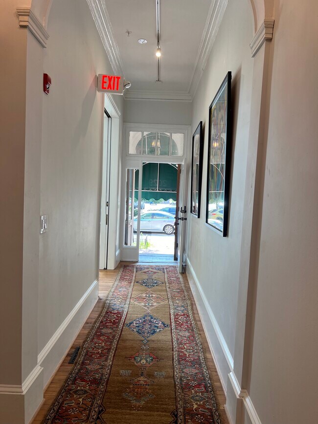 Front Entryway - 2029 Maryland Ave