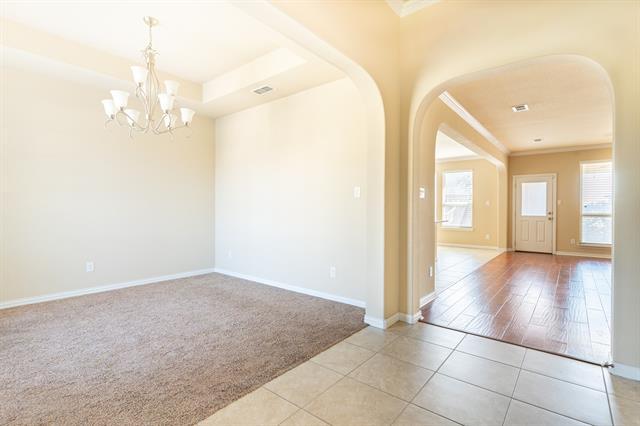 Building Photo - 2943 Ladoga Dr