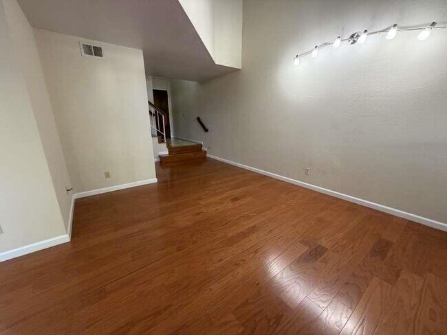 Building Photo - 4709 Malero Pl