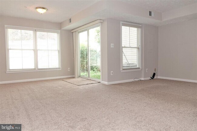 Building Photo - 708 Reserve Champion Dr