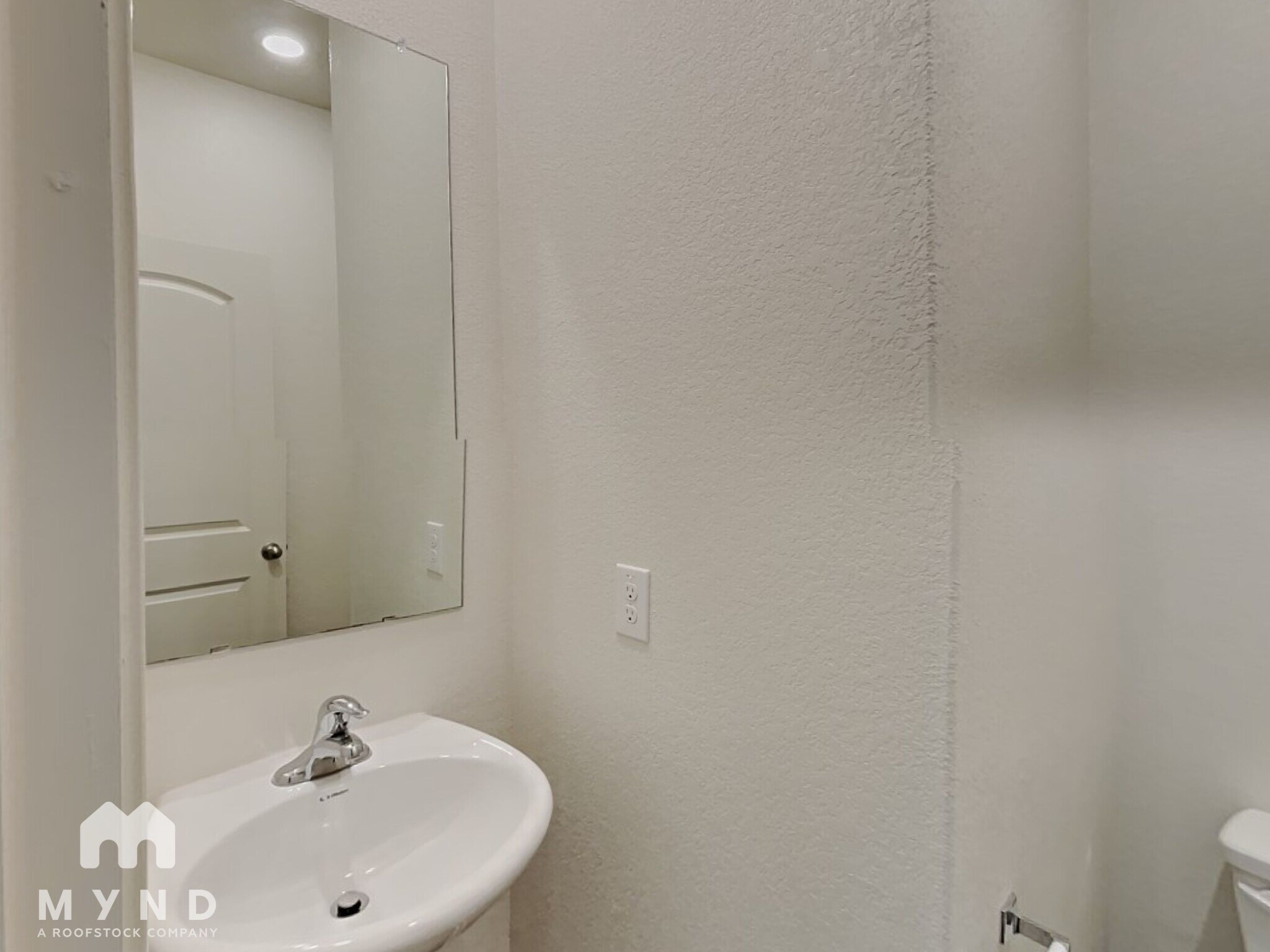 Building Photo - 105 Pettigrew Ct