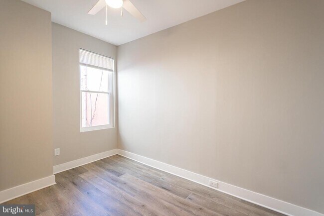 Building Photo - 833 N Markoe St