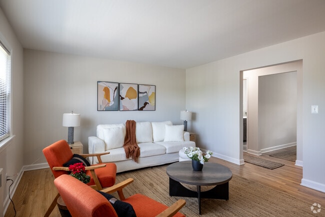 Interior Photo - Hillside Apartments