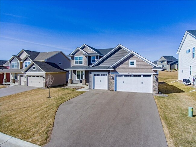 Building Photo - 1582 Edgebrook Ln