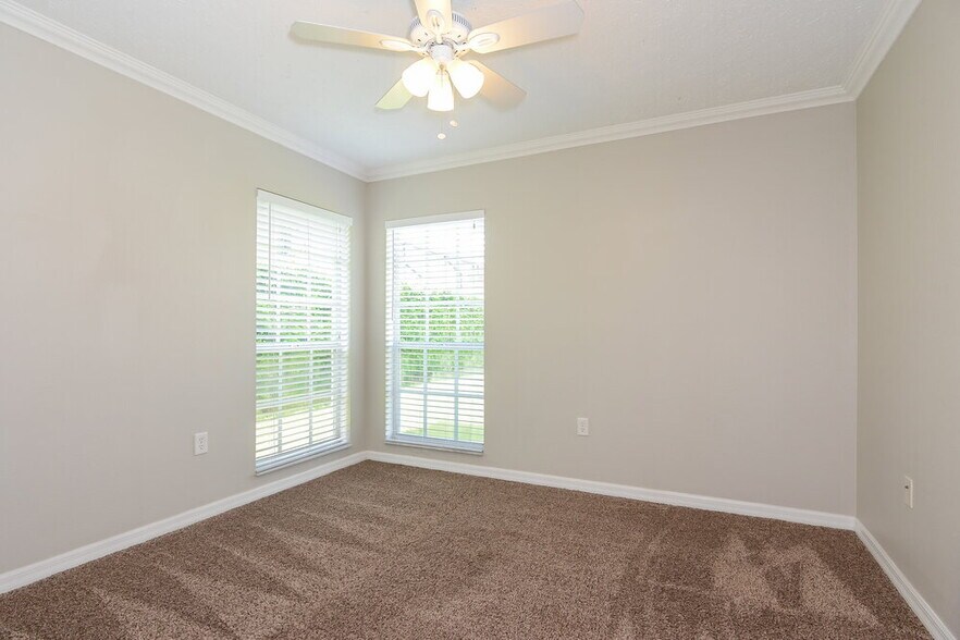 Building Photo - 13240 Prince Cir