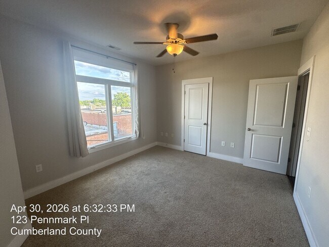 Building Photo - 123 Pennmark Pl