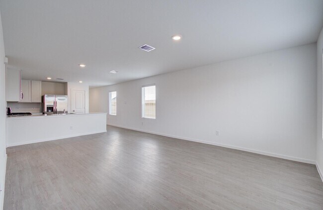 Building Photo - 17925 Valle Cupa Ln