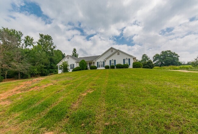 Building Photo - 180 Stockton Farm Rd