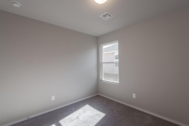 Building Photo - 416 Foxtrot Ter