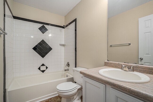 Building Photo - 5346 Salem Springs Dr