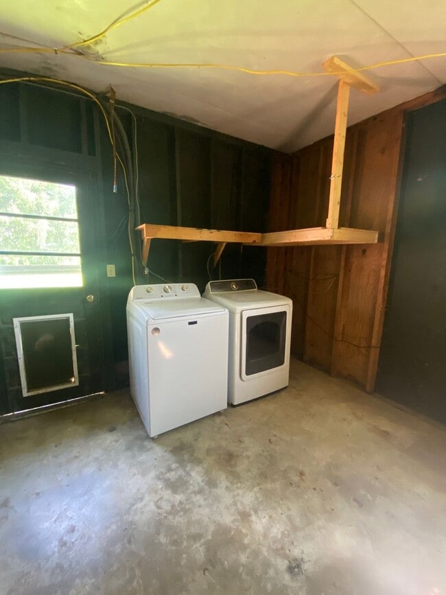 Building Photo - 5440 W Orchard Dr
