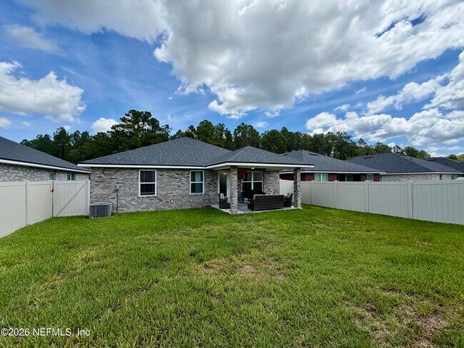 Building Photo - 3085 Laurel Springs Dr
