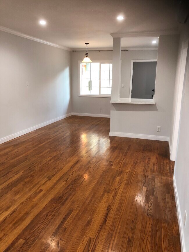 Living Room/Dining - 1754 9th St