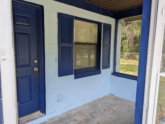 Building Photo - 601 Mcclure St