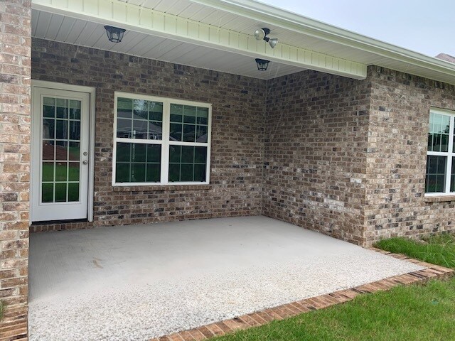 Building Photo - Lovely Newly Built Home Just Mins from Hun...