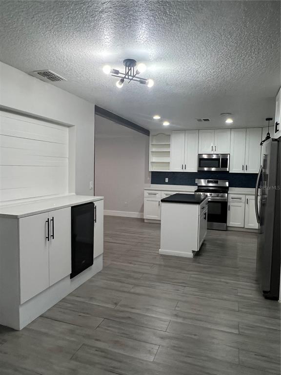 Building Photo - 7118 Caloosa Ct