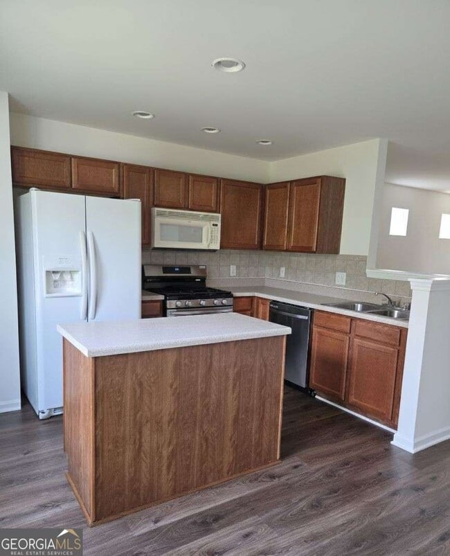 Building Photo - 6130 Mountain Top Pl