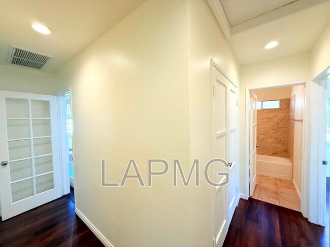 Building Photo - 17535-17537 Baltar Street