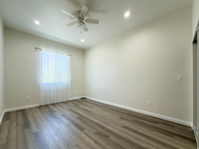 Building Photo - 15447 Septo St