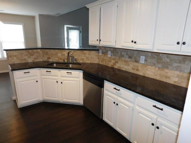 Building Photo - 6672 Grand Hickory Dr