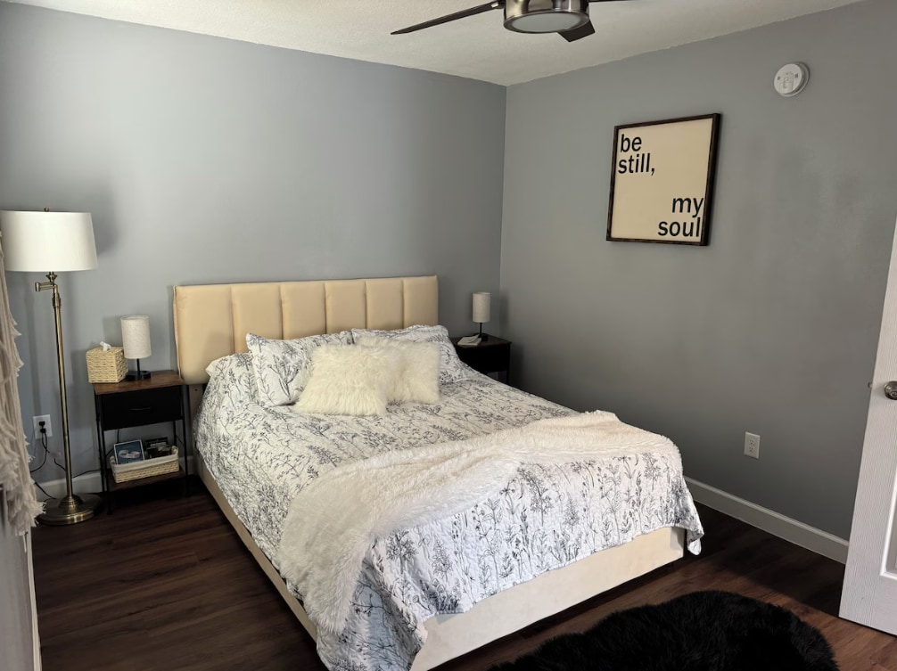 Building Photo - 1543 Little Norway Ave SE