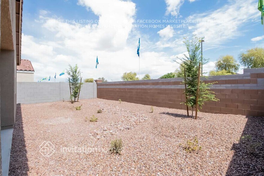 Building Photo - 33987 N Desert Star Dr