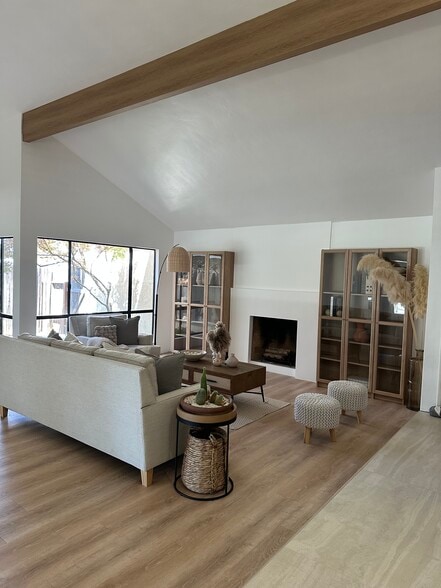 Building Photo - 6504 Landfair Dr