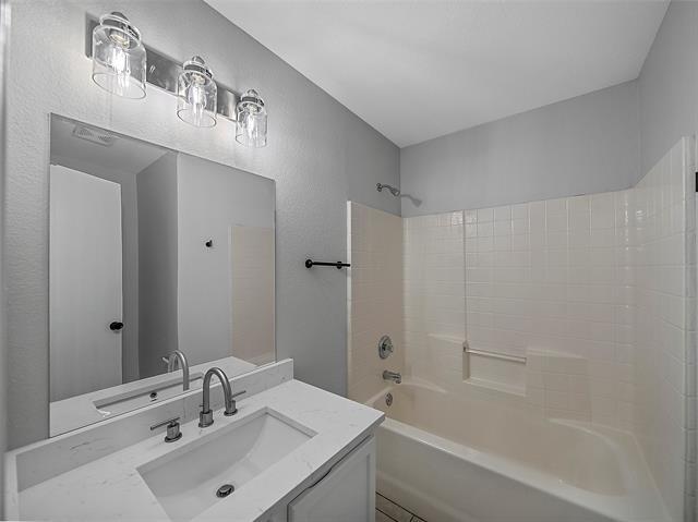 Building Photo - 4513 Bellcrest Dr