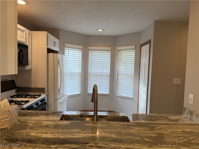 Building Photo - 6913 Tippecanoe Rd