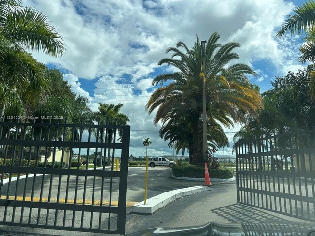 Building Photo - 8725 SW 158th Pl