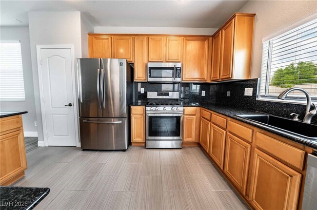 Building Photo - 9750 Maple Sugar Leaf Pl