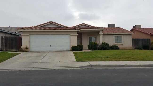 Primary Photo - 5305 San Mateo Dr., Bakersfield, CA 93307