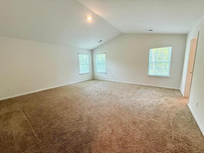 Building Photo - 13023 Newburgh Green Dr